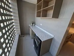 3-Bedroom Duplex na DSQ Inauzwa, Eneo la Hotel 67