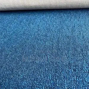 Delta Carpet Ukuta kwa Ukuta