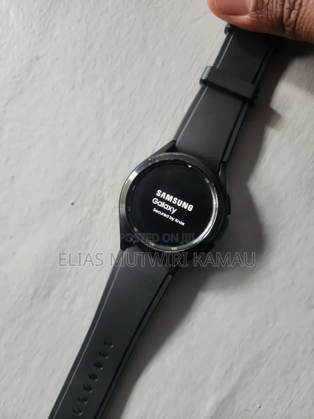 Samsung Galaxy Watch 4 Classic - 1