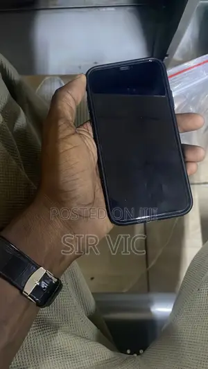 Apple iPhone 11 128GB Blue