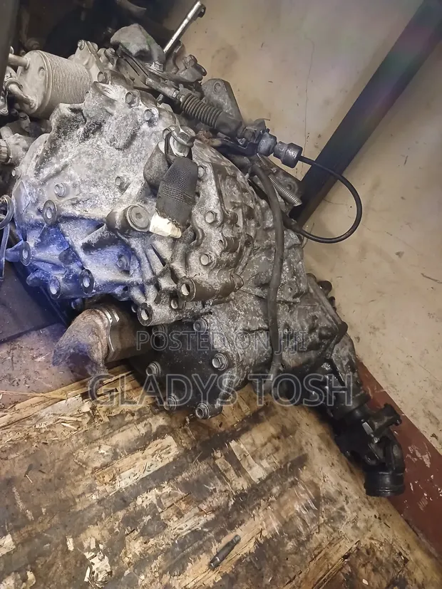 Nissan X-Trail MR20 4-Wheel Drive Gearbox - 1