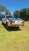 Isuzu D-MAX 2013 Nyeupe - 3