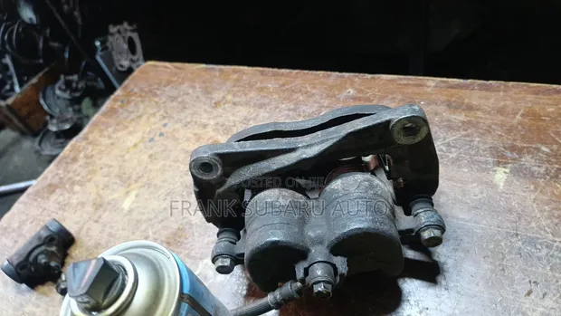 Brake Calipers za Mbele za Subaru Legacy BP5/BR9 - 1