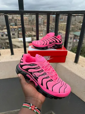 Nike Air Max Plus TN Sneakers - Pink Moto