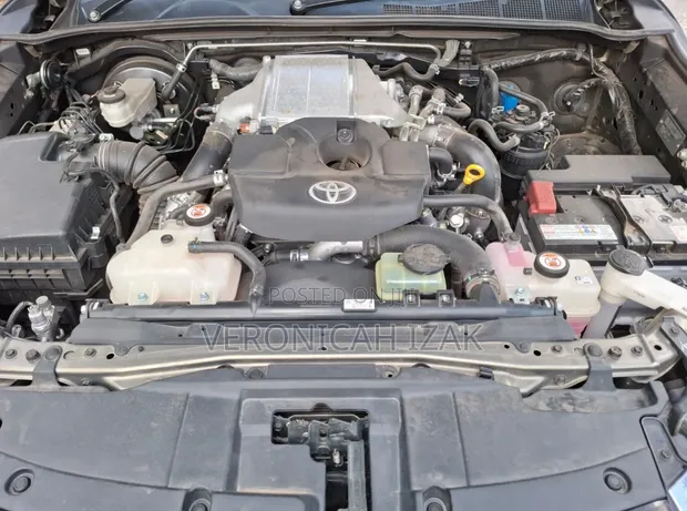 2021 Toyota Hilux Double Cabin 2.4D Automatic - 1