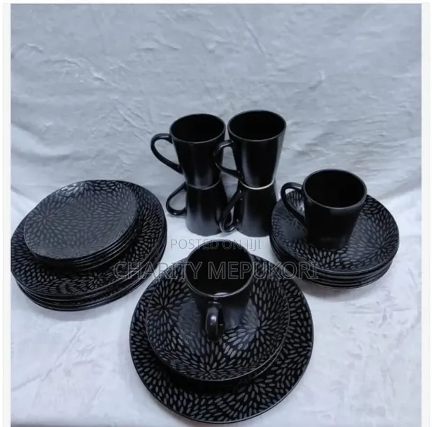 Black Leaf 24-Piece Dinner Set - 1