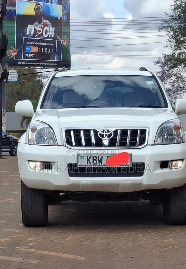 Toyota Land Cruiser Prado 2006 White - 1