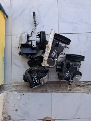 Mercedes-Benz M271 Steering Pump (Iliyo tumika)