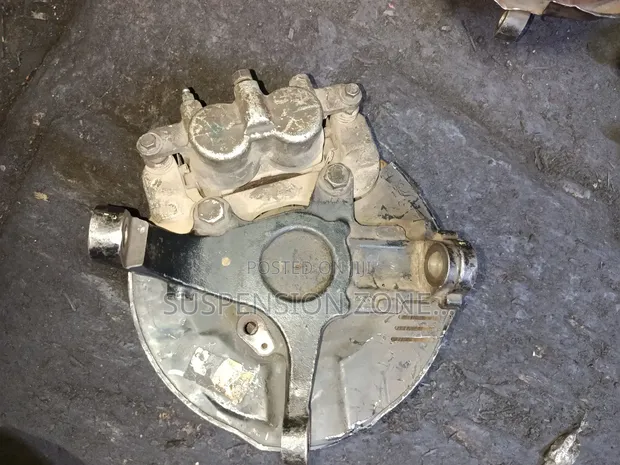 Isuzu D-Max Model Mpya 2WD Complete Wheel Hub - 1