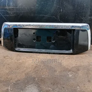 Toyota Land Cruiser Prado Rear Tailgate Garnish