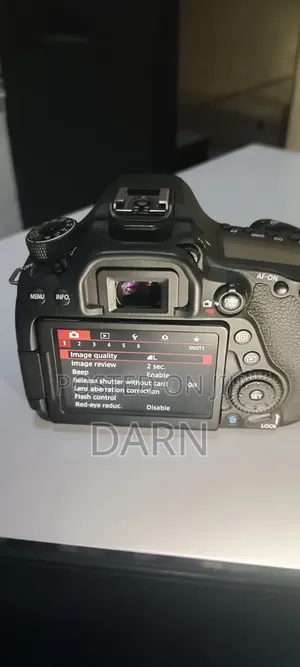 Canon 80D DSLR na Lens ya 50mm