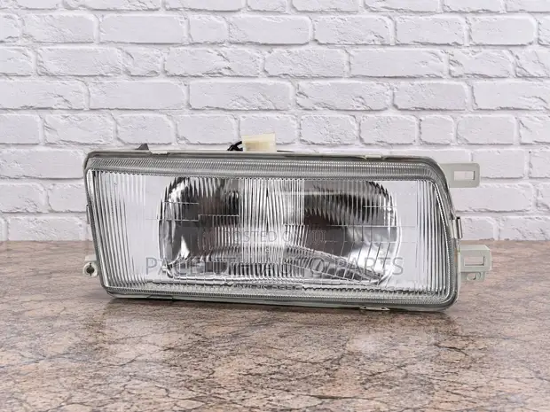Depo Headlight kwa Nissan Sunny B13 (1990-1991) - 1