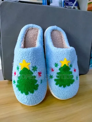 Viatu Vizuri vya Joto vya Nyumbani vya Krismasi