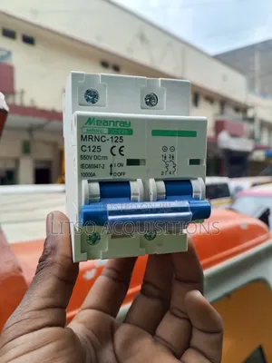 Meanray 125A DC Circuit Breaker 550V for Solar