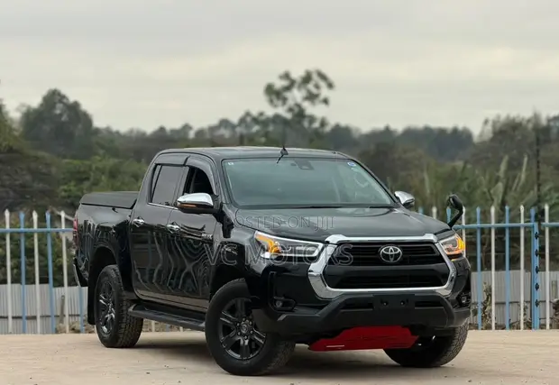 Toyota Hilux Revo Double Cab 2.4 Diesel AWD 2021 - 1