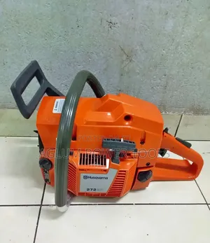 Husqvarna 272XP Chainsaw