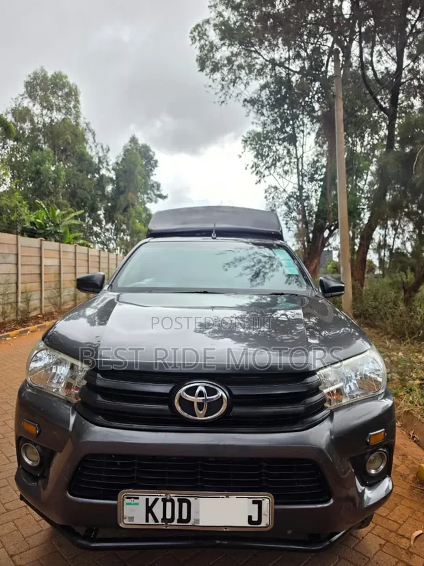Toyota Hilux Revo Single Cab 2.4 Diesel RWD 2021 - 1