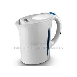 Ramtons RM/226 Kettle ya Corded - 1.8L - Nyeupe
