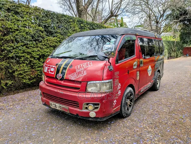 Toyota HiAce 2007 16-Seater Bus - 1