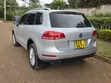 Volkswagen Touareg 2011 Silver - 3