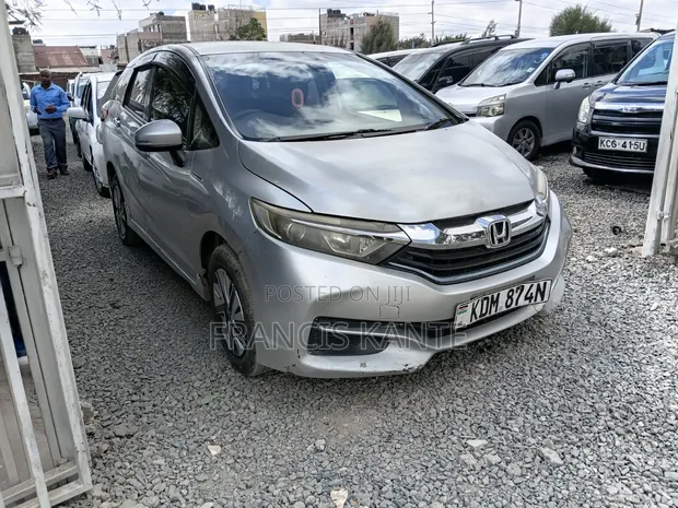 Honda Fit Shuttle 2016 Nyeupe - 1