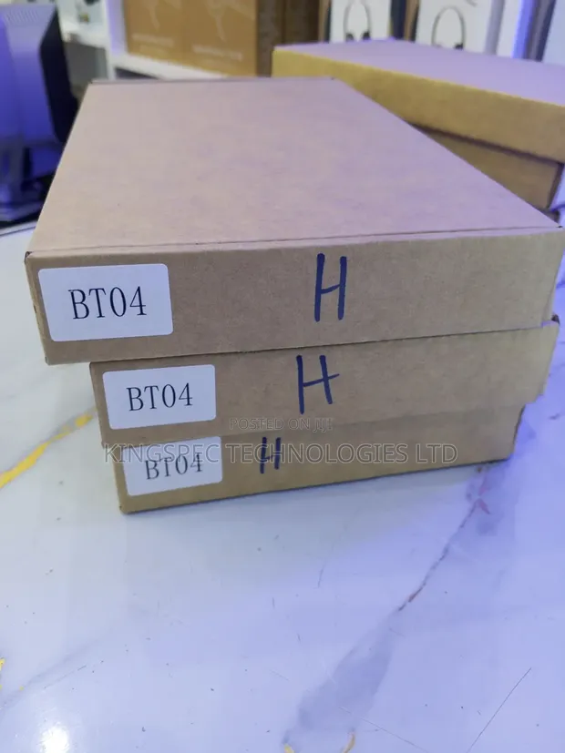 Original HP BT04XL Laptop Battery - 1