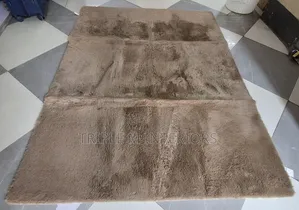 5x8 Mkeka Mbaya wa Manyoya ya Sungura - Mwepesi Sana