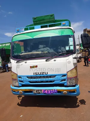 Truk Isuzu Elf