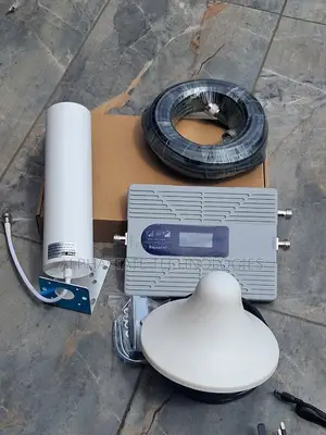 Quad Band GSM 5G 4G 3G Signal Booster