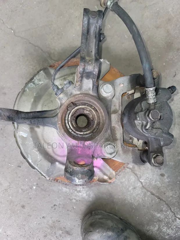 Daihatsu Tanto Wheel Hub - 1