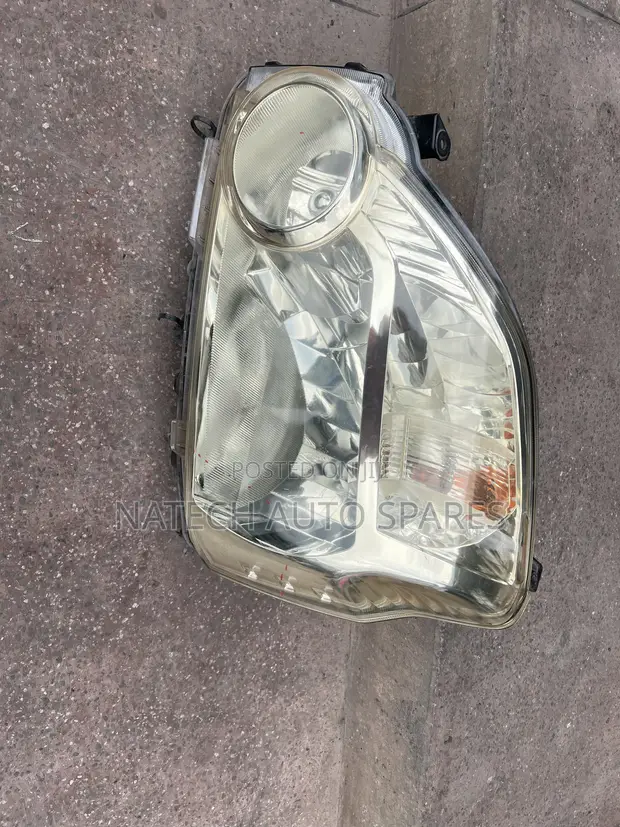Nissan X-Trail NT32 Headlight (Used) - 1