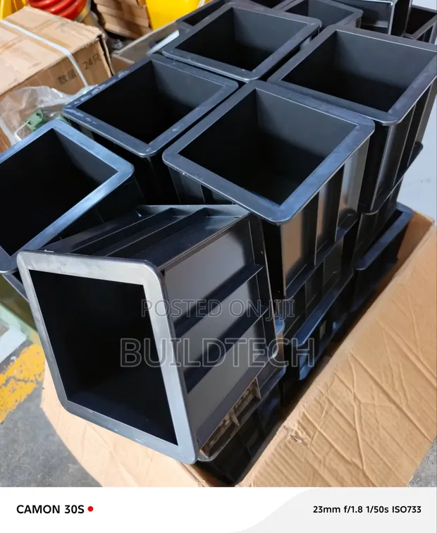 High Quality Plastic Cube Moulds for Concrete Testing (150mm) - 1