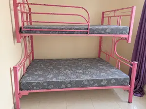 Kitanda cha Juu cha Mabweni Kilichotumika
