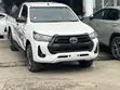 Toyota Hilux 2020 Nyeupe - 2