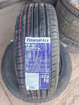Matairi ya Townhall TH-93 205/65R15
