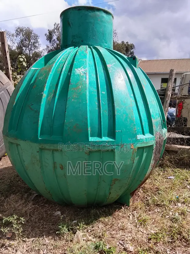 Roto 4600L Underground Water Tank (Used, Repaired) - 1