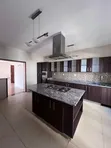 Apartment ya Vyumba 3 na SQ Kileleshwa - Inapangishwa - 3