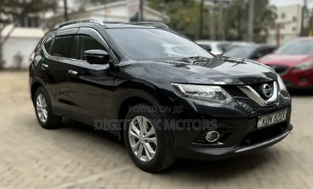 Nissan X-Trail 2016 Nyeusi - 1