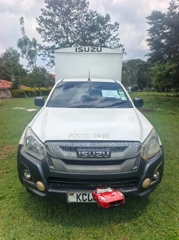 Isuzu D-MAX 2017 - 1