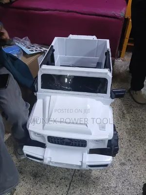 Mercedes-Benz G-Wagon Toy ya Umeme ya Kuendesha