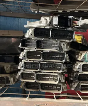 Volkswagen Engine Control Unit (ECU)