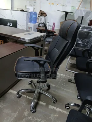 Kiti cha Ofisi chenye Ergonomics - Boss