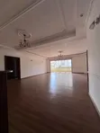 Apartment ya Vyumba 3 na SQ kwa Kupangisha Kileleshwa - 2
