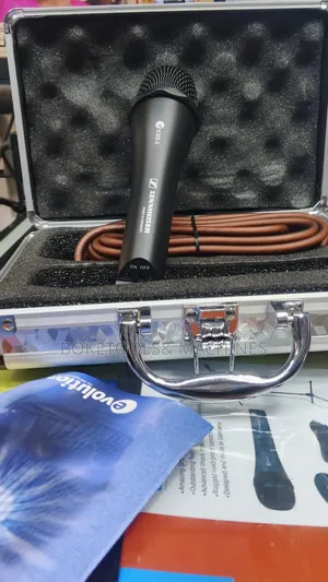 Sennheiser Wired Microphone - Usahihi wa Kijerumani
