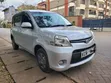 Toyota Sienta 2012 Silver - 4