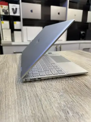 Laptop HP Envy 13 X360 - Core i7, 8GB RAM, 512GB SSD