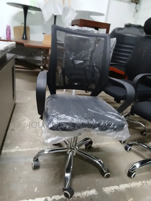 Boss Office Products Adjustable Mesh Office Chair - 1