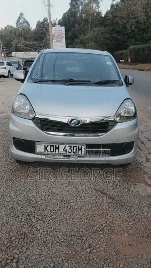 Daihatsu Mira 2016 Nyeupe