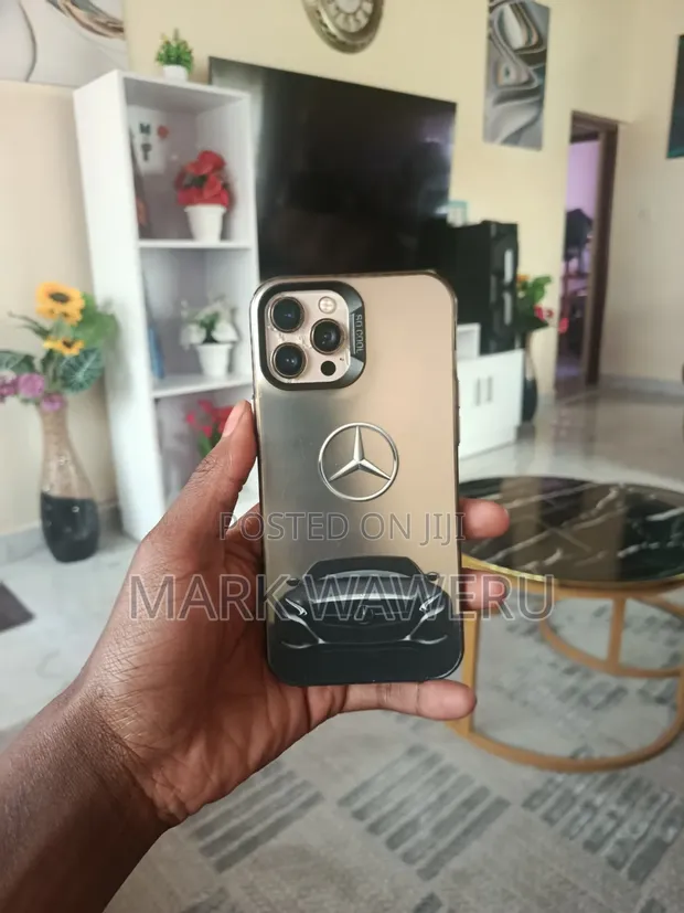 Apple iPhone 12 Pro Max 256GB Dhahabu - 1