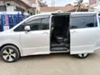 Toyota Noah 2010 Nyeupe - 3